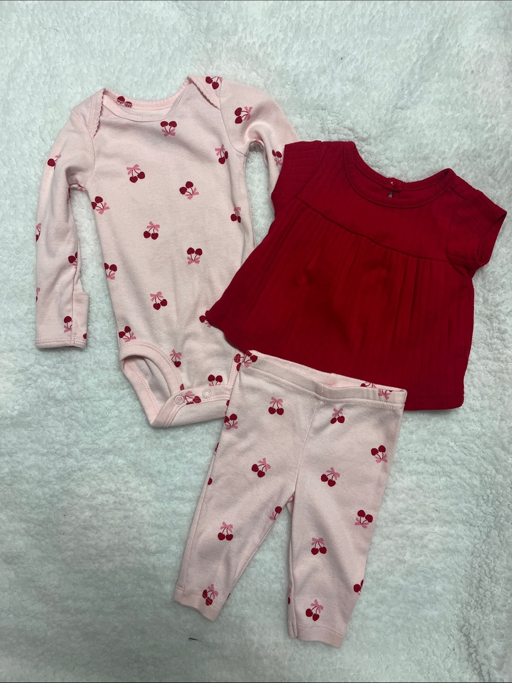 4/25$ Carter’s Cherry Print 3 pieces Outfit Set